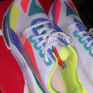 Puma Sneakers